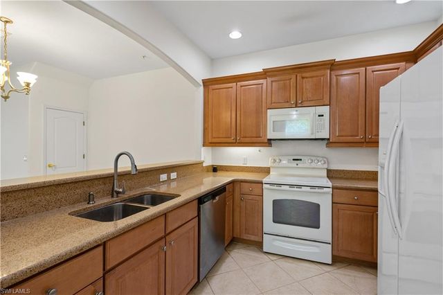 4390 Lazio WAY 401, Fort Myers, FL 33901