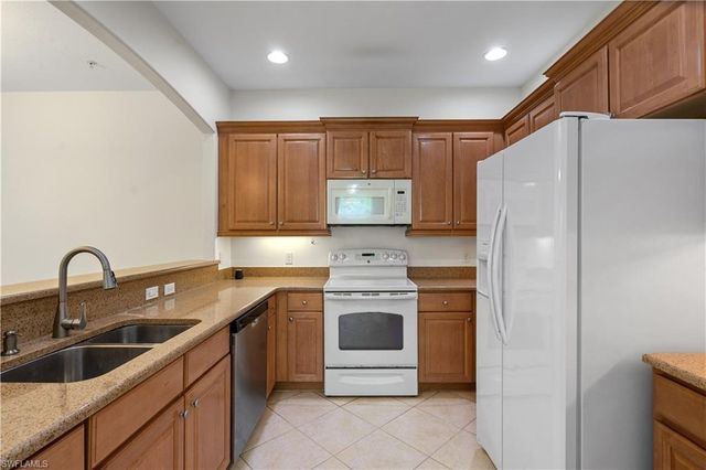 4390 Lazio WAY 401, Fort Myers, FL 33901
