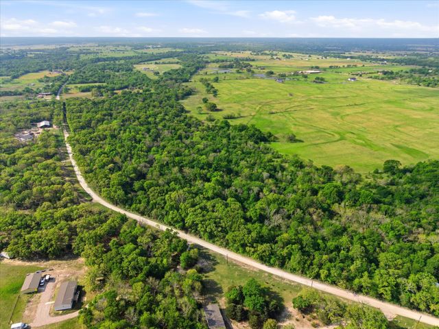 637 VZ County Road 3437, Wills Point, TX 75169