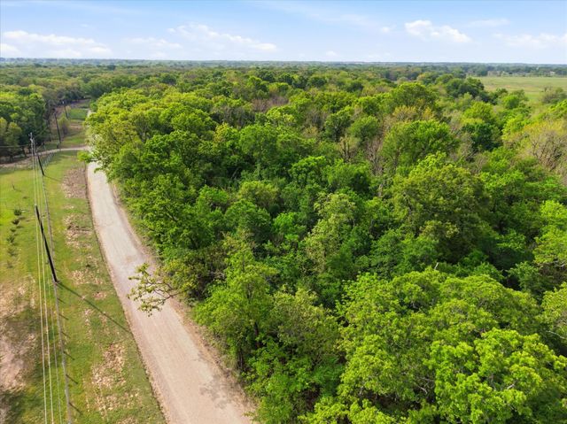 637 VZ County Road 3437, Wills Point, TX 75169