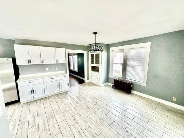 65 Rochelle St, Springfield, MA 01109