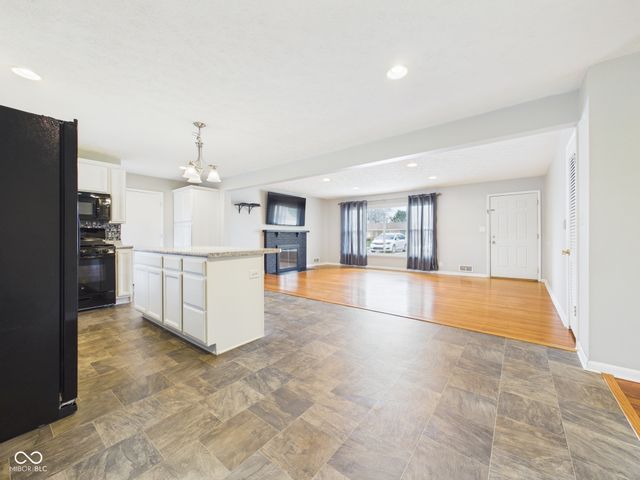 3519 Oakwood, Anderson, IN 46011