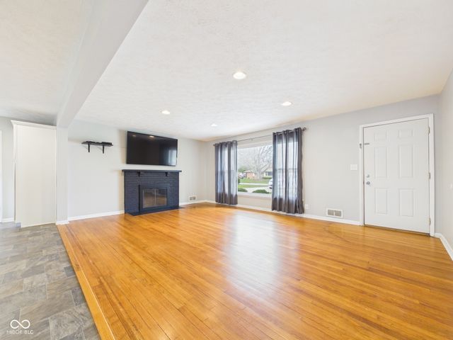 3519 Oakwood, Anderson, IN 46011