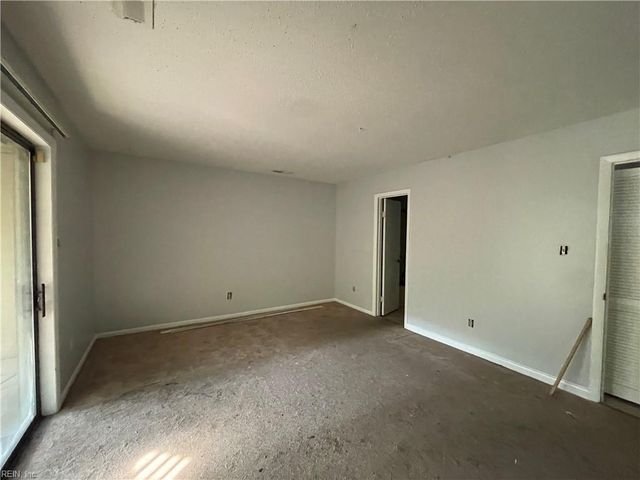 2306 Rookery WAY, Virginia Beach, VA 23455