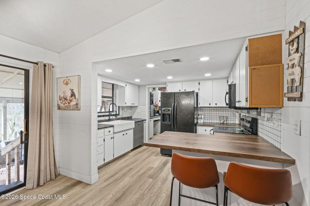 3416 Flounder Creek Road, Mims, FL 32754