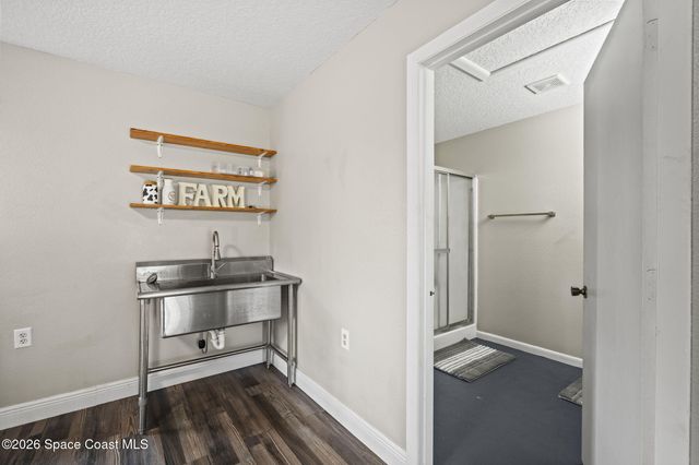 3416 Flounder Creek Road, Mims, FL 32754