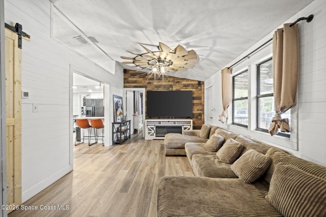 3416 Flounder Creek Road, Mims, FL 32754