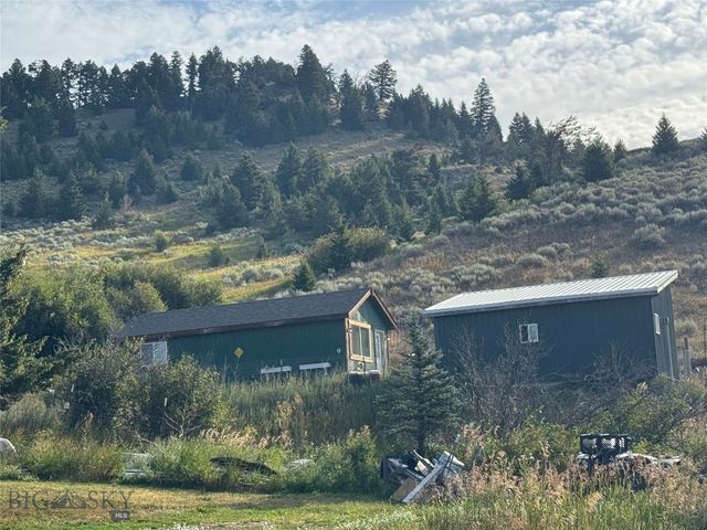 5 Muir Road E, Livingston, MT 59715