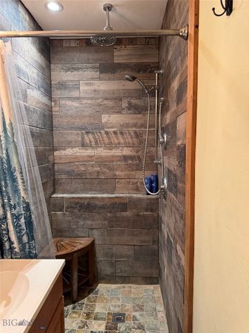 5 Muir Road E, Livingston, MT 59715