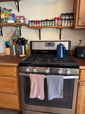 5 Muir Road E, Livingston, MT 59715