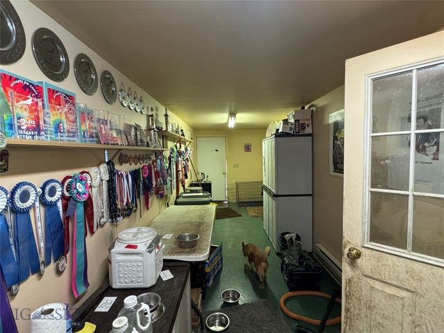 5 Muir Road E, Livingston, MT 59715