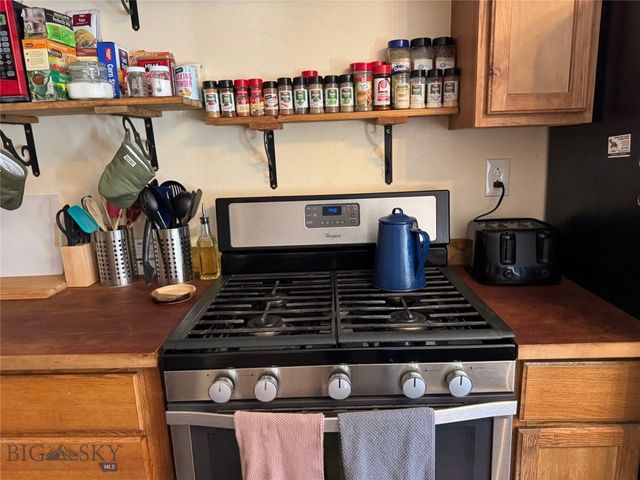 5 Muir Road E, Livingston, MT 59715