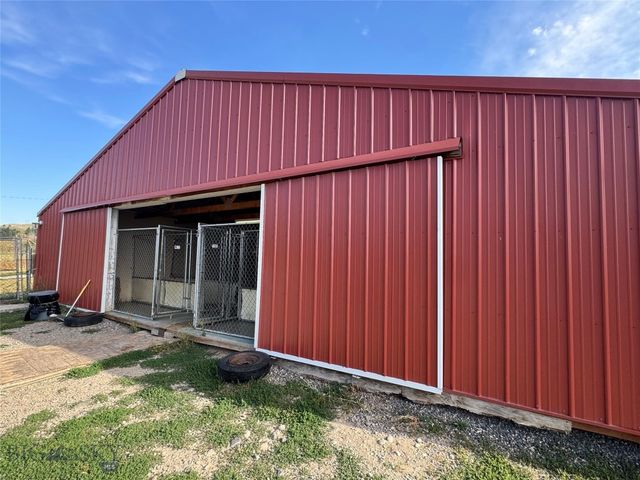 5 Muir Road E, Livingston, MT 59715