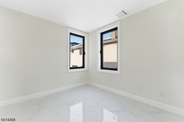 703 3Rd St, Secaucus Town, NJ 07094