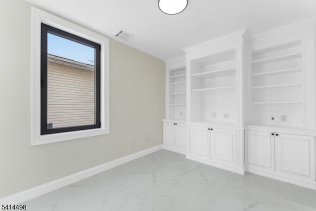 703 3Rd St, Secaucus Town, NJ 07094