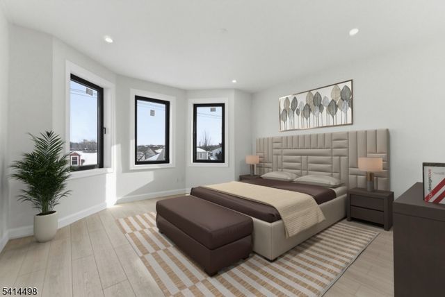 703 3Rd St, Secaucus Town, NJ 07094