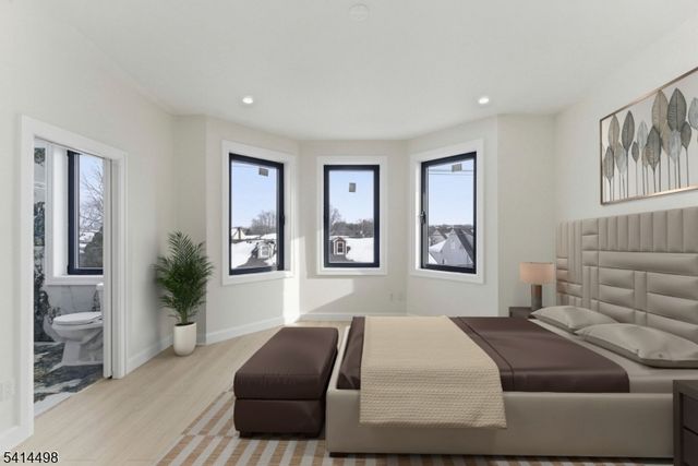703 3Rd St, Secaucus Town, NJ 07094