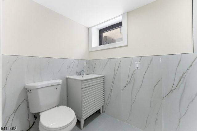 703 3Rd St, Secaucus Town, NJ 07094