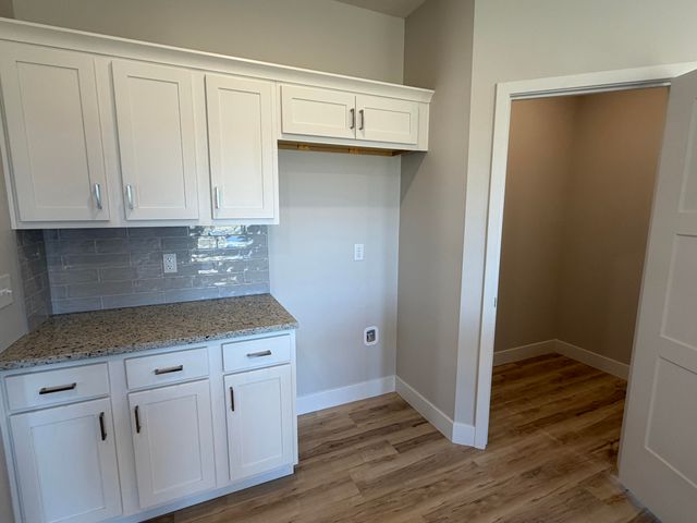 1281 N Maxine Avenue, Nixa, MO 65714