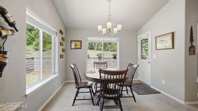 33 Parkland DR, Blanchard, ID 83804