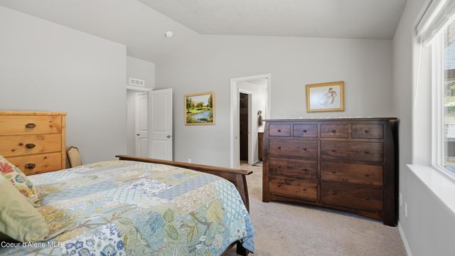 33 Parkland DR, Blanchard, ID 83804