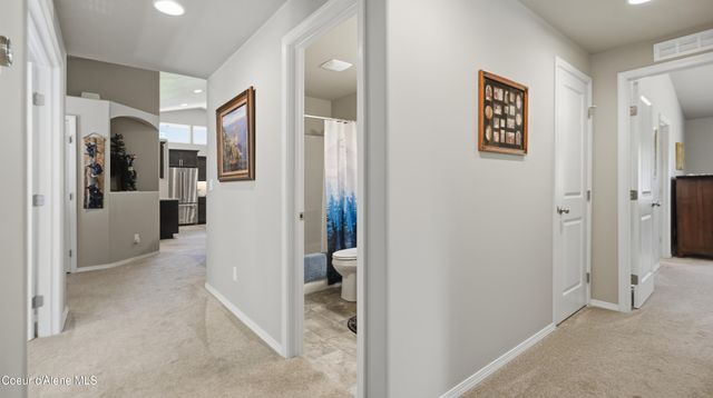 33 Parkland DR, Blanchard, ID 83804