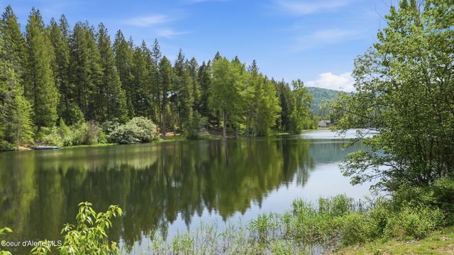 33 Parkland DR, Blanchard, ID 83804