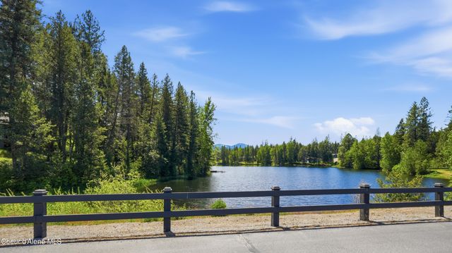33 Parkland DR, Blanchard, ID 83804