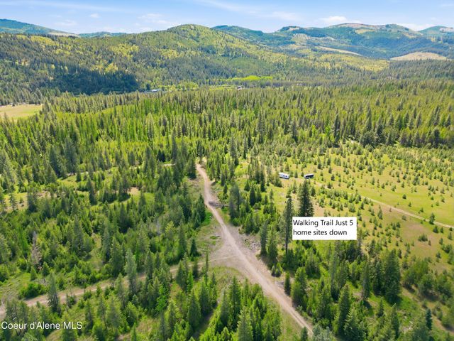 33 Parkland DR, Blanchard, ID 83804