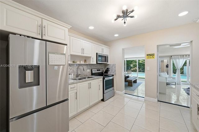 110 NW 125th Street, North Miami, FL 33168