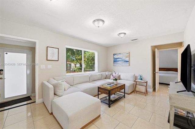 110 NW 125th Street, North Miami, FL 33168