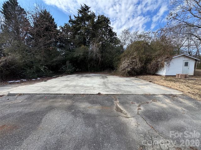 545 Collins Street, Kannapolis, NC 28083