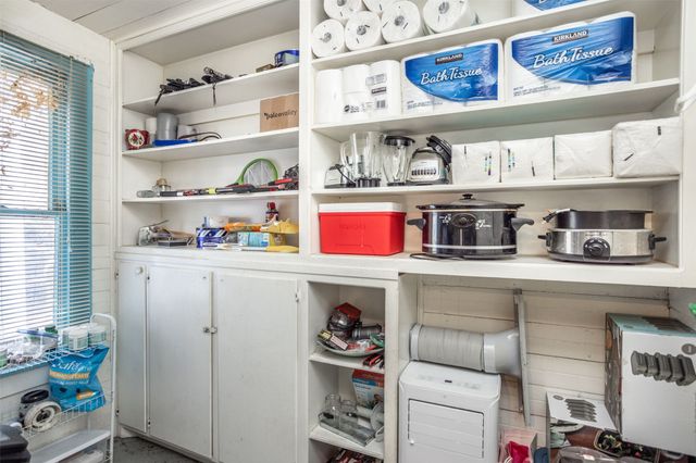 1015 N Dixon Street, Gainesville, TX 76240