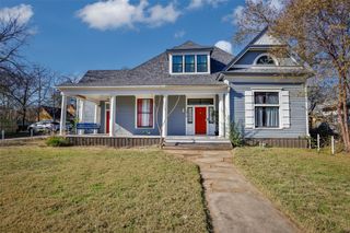 1015 N Dixon Street, Gainesville, TX 76240