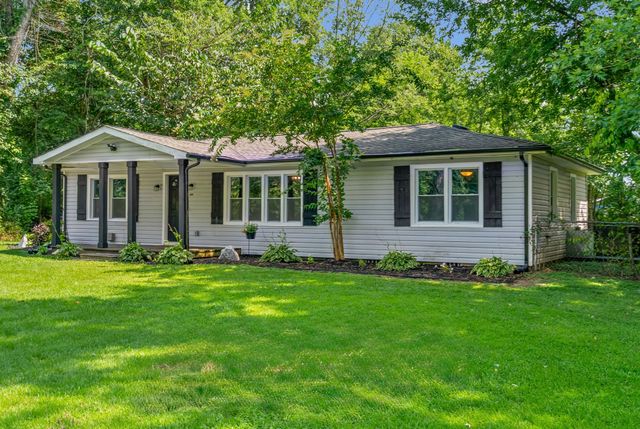 3594 Oakwood Rd, Woodlawn, TN 37191