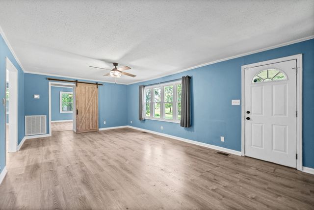3594 Oakwood Rd, Woodlawn, TN 37191