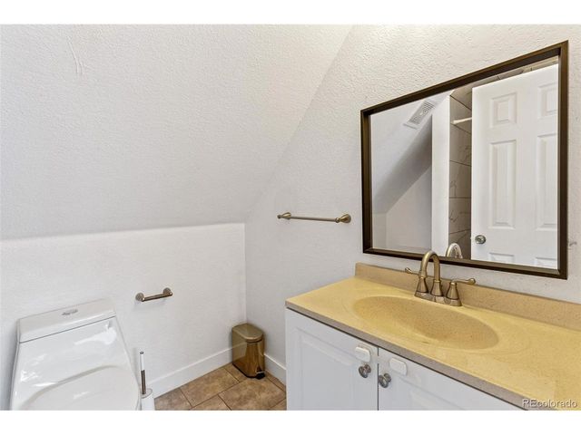 2535 N Gilpin St, Denver, CO 80205