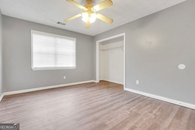 208 Drake Elm Court, Hampton, GA 30228