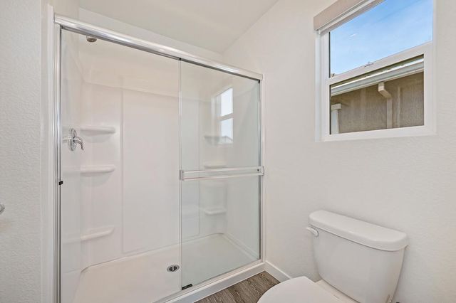 2233 Shady Tree Cir, Roseville, CA 95747