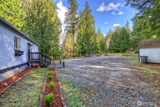 23217 State Route 9, Lake Mcmurray, WA 98274