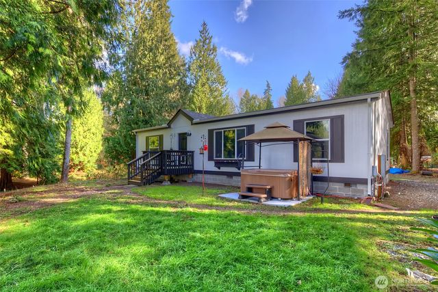 23217 State Route 9, Lake Mcmurray, WA 98274