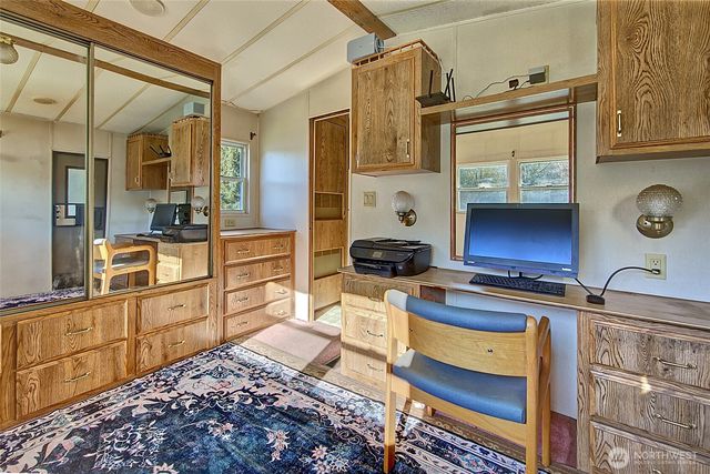 23217 State Route 9, Lake Mcmurray, WA 98274