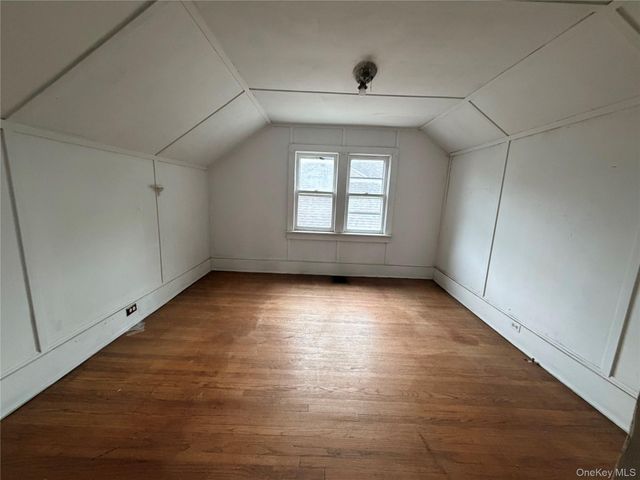 21 Parkwood Boulevard, Poughkeepsie, NY 12603