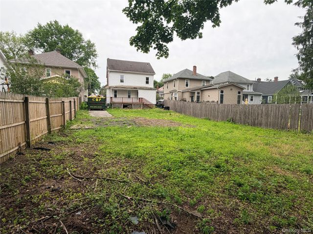 21 Parkwood Boulevard, Poughkeepsie, NY 12603