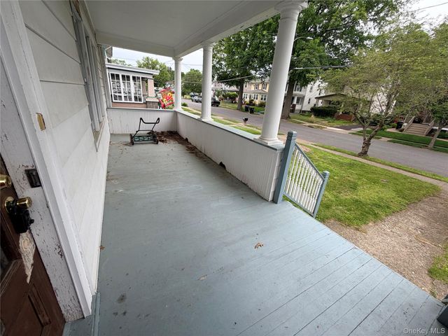 21 Parkwood Boulevard, Poughkeepsie, NY 12603