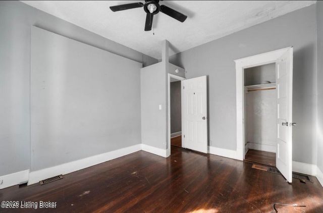 2219 W Oak St, Louisville, KY 40210
