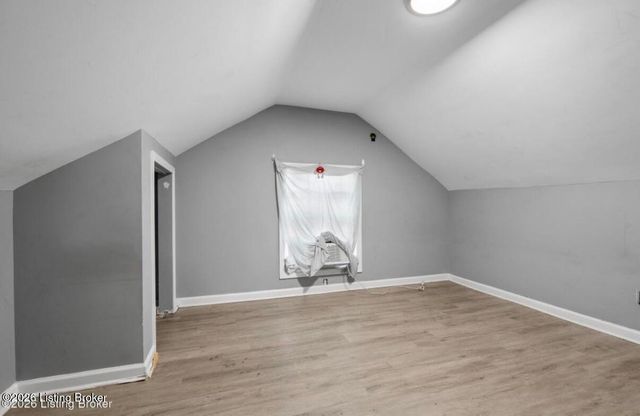 2219 W Oak St, Louisville, KY 40210