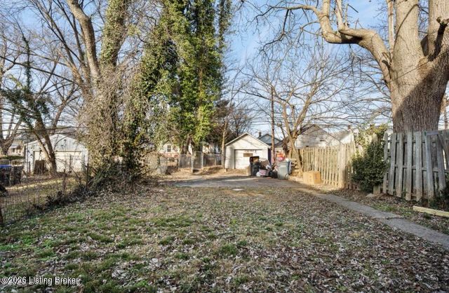 2219 W Oak St, Louisville, KY 40210