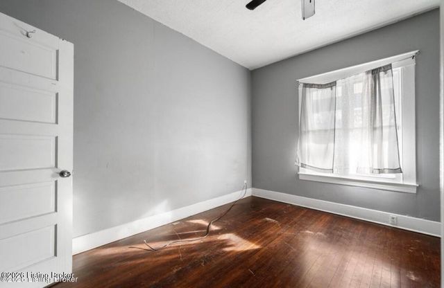 2219 W Oak St, Louisville, KY 40210
