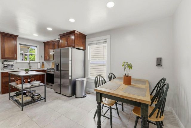 1410 D St, Sacramento, CA 95814
